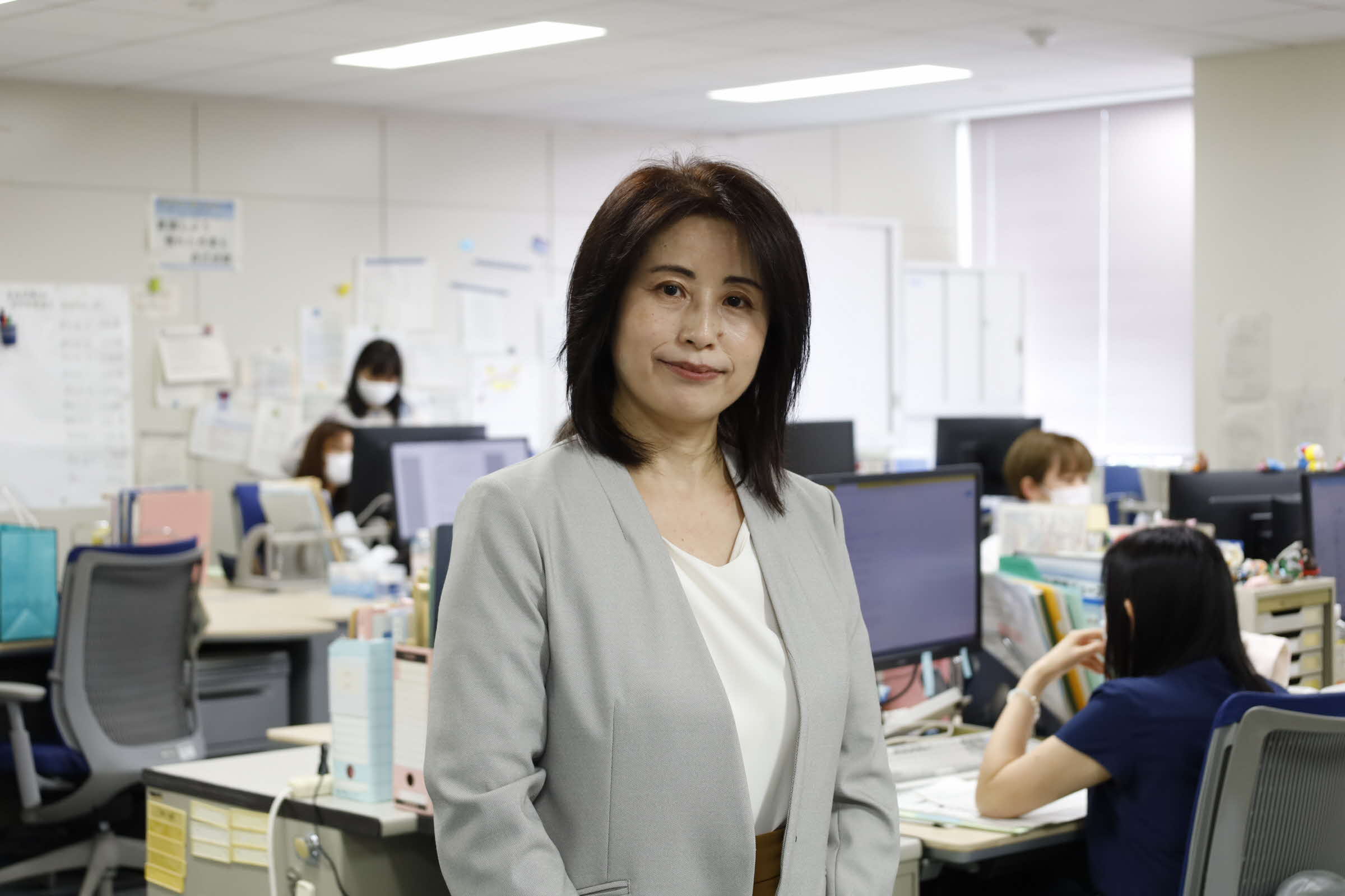 先輩職員 上田由美子(うえだゆみこ)の写真